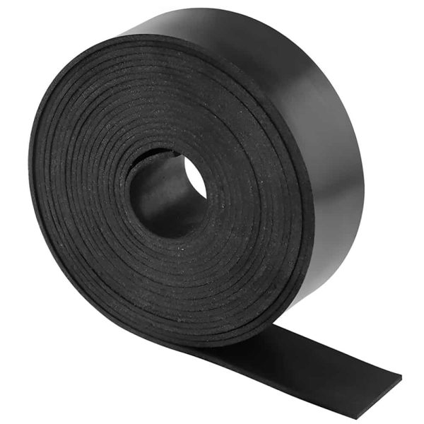 What is the minimum maintenance required for a rubber conveyor belt?